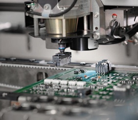 Kučišta za elektroniku i PCB stezaljke
